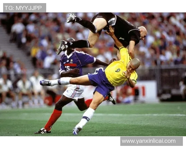 全球顶尖足球巨星的力量与技巧完美结合的传奇故事 全球顶尖足球巨星的力量与技巧完美结合的传奇故事